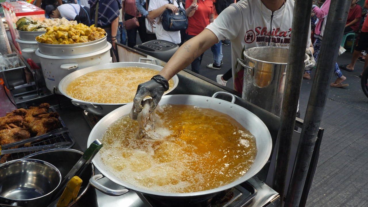 WHOLE FRIED CHICKEN 400 PCS SOLD OUT DAILY! | Philippines Street Food